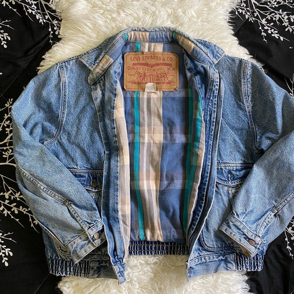 90’s Vintage Levi’s zip Jacket *RARE!!* - Picture 3 of 5